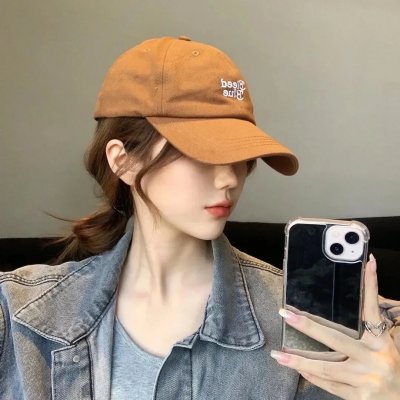 新娘向后跑